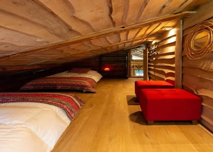 Σπίτι διακοπών Spacious Wooden With Covered Terrace *